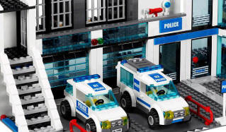  LEGO City Police Station 
