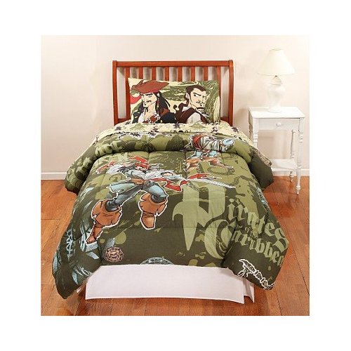 My Family Fun - Pirates comforter The beautiful comforter for your pirate!